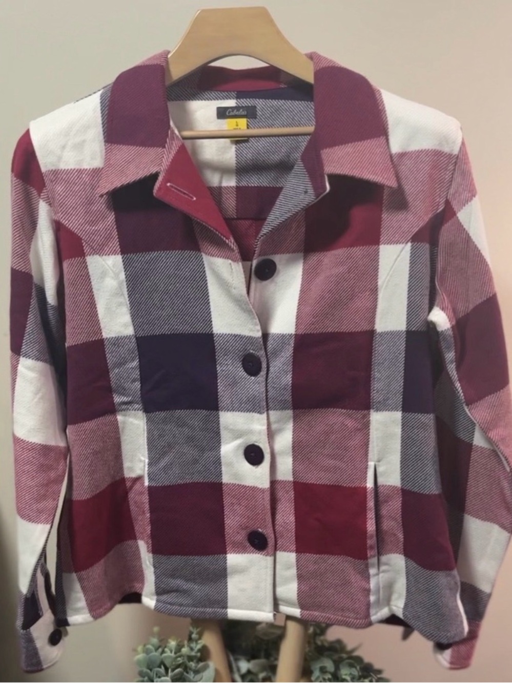 Cabela’s Women’s Buffalo Plaid Flannel Shacket Burgundy Purple White Size Large